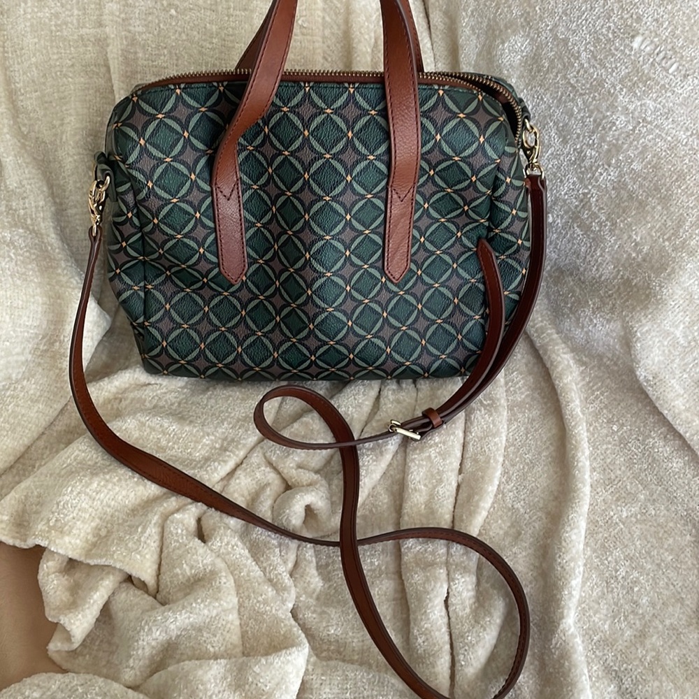Fossil crossbody
